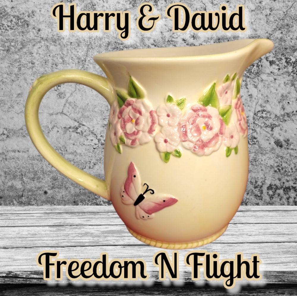 Vtg Harry & David 2 Qt. Water Juice Tea Pitcher High Relief Butterfly & Flowers